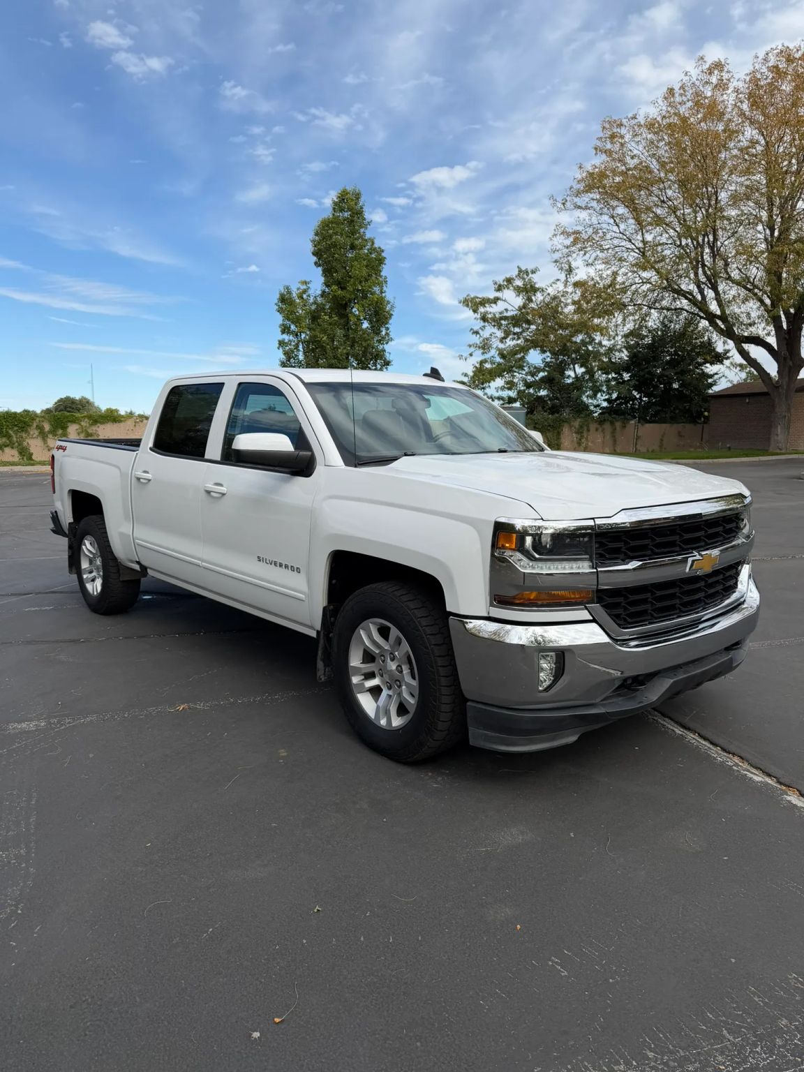 2018 CHEVROLET Silverado